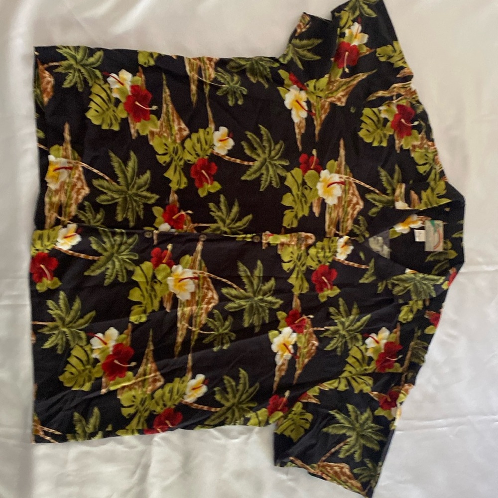 Vintage Paradise Found Hawaiian Men’s shirt size 3XL